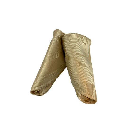 St. Nicholas Square Tablecloth Damask Floral Pattern Beige Neutral Decor - Picture 7 of 8